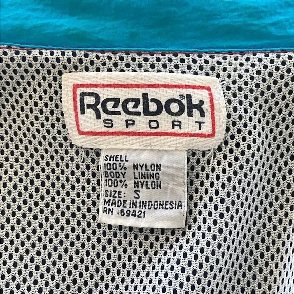 Vintage Women’s Reebok Windbreaker Size Small - Picture 11 of 15